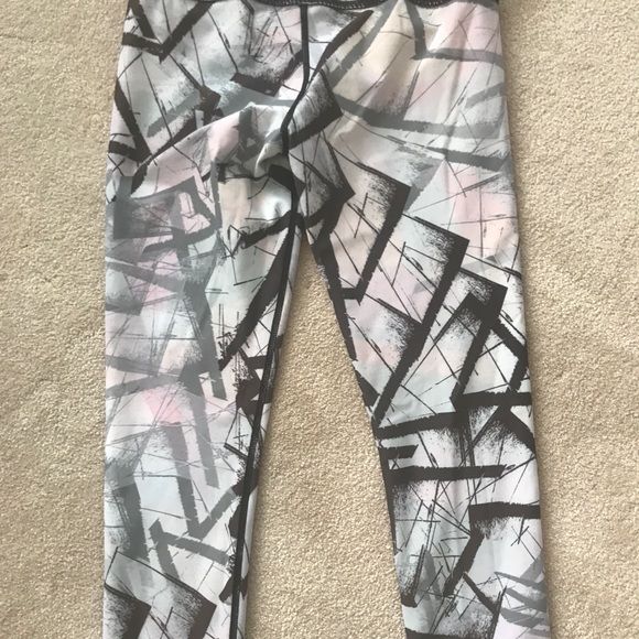 Vimmia Workout pants size small (reversible) - Picture 4 of 4